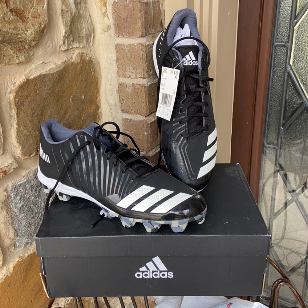 Brand New Adidas Icon MD Baseball Cleats